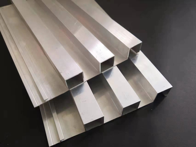 �L���X�ΰ�